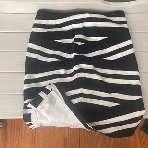 White Black knee length skirt